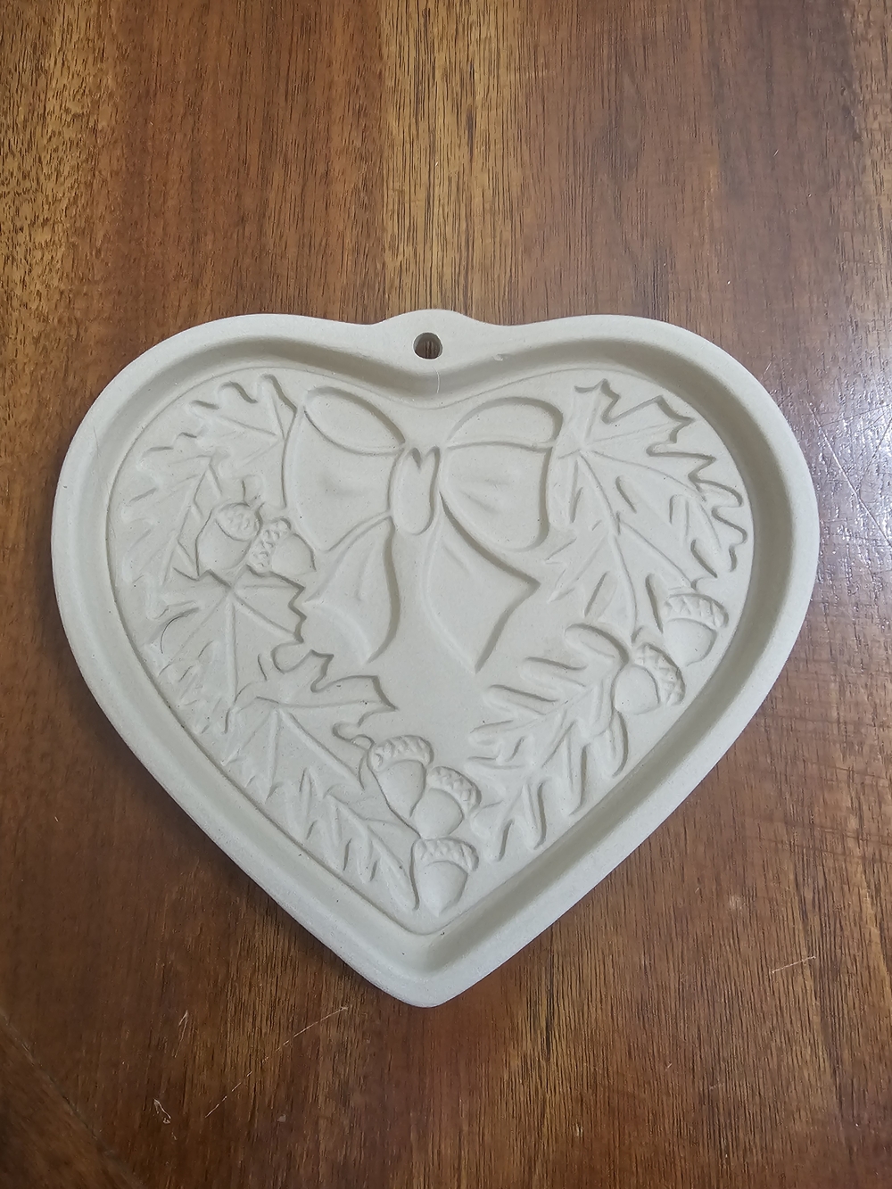 The Pampered Chef Heart Shaped Cookie Mold Autumn Wreath